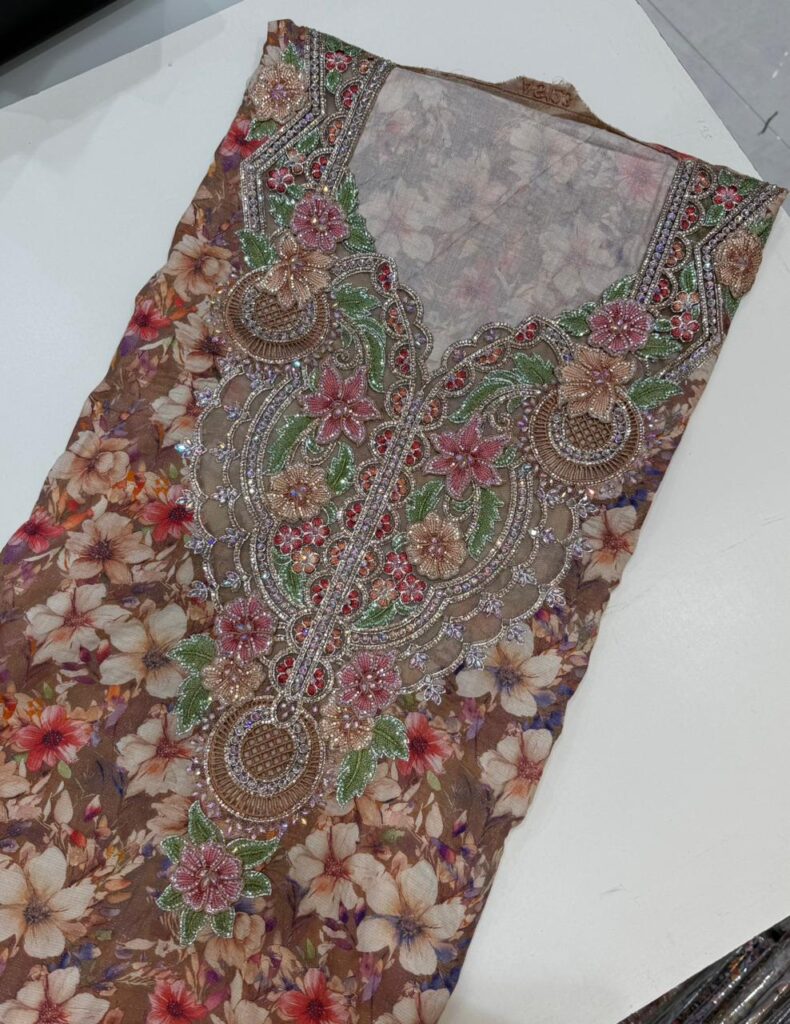 ✨ قطن ديجيتال – شغل تطريز مع سلسلة بتفاصيل راقية Soft fabric, beautiful colors, and premium embroidery for a classy everyday look. خامة ناعمة، ألوان جميلة، وتطريز فخم يكمّل إطلالتك اليومية. 📲 Order Now / اطلب الآن: https://wa.me/971563520466
✨ قطن ديجيتال – شغل تطريز مع سلسلة بتفاصيل راقية
Soft fabric, beautiful colors, and premium embroidery for a classy everyday look.
خامة ناعمة، ألوان جميلة، وتطريز فخم يكمّل إطلالتك اليومية.
📲 Order Now / اطلب الآن: https://wa.me/971563520466